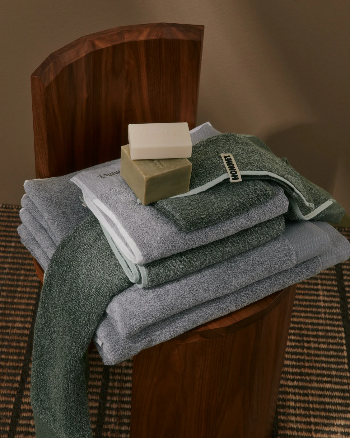 Bath Sheet - Lotus - Image 4