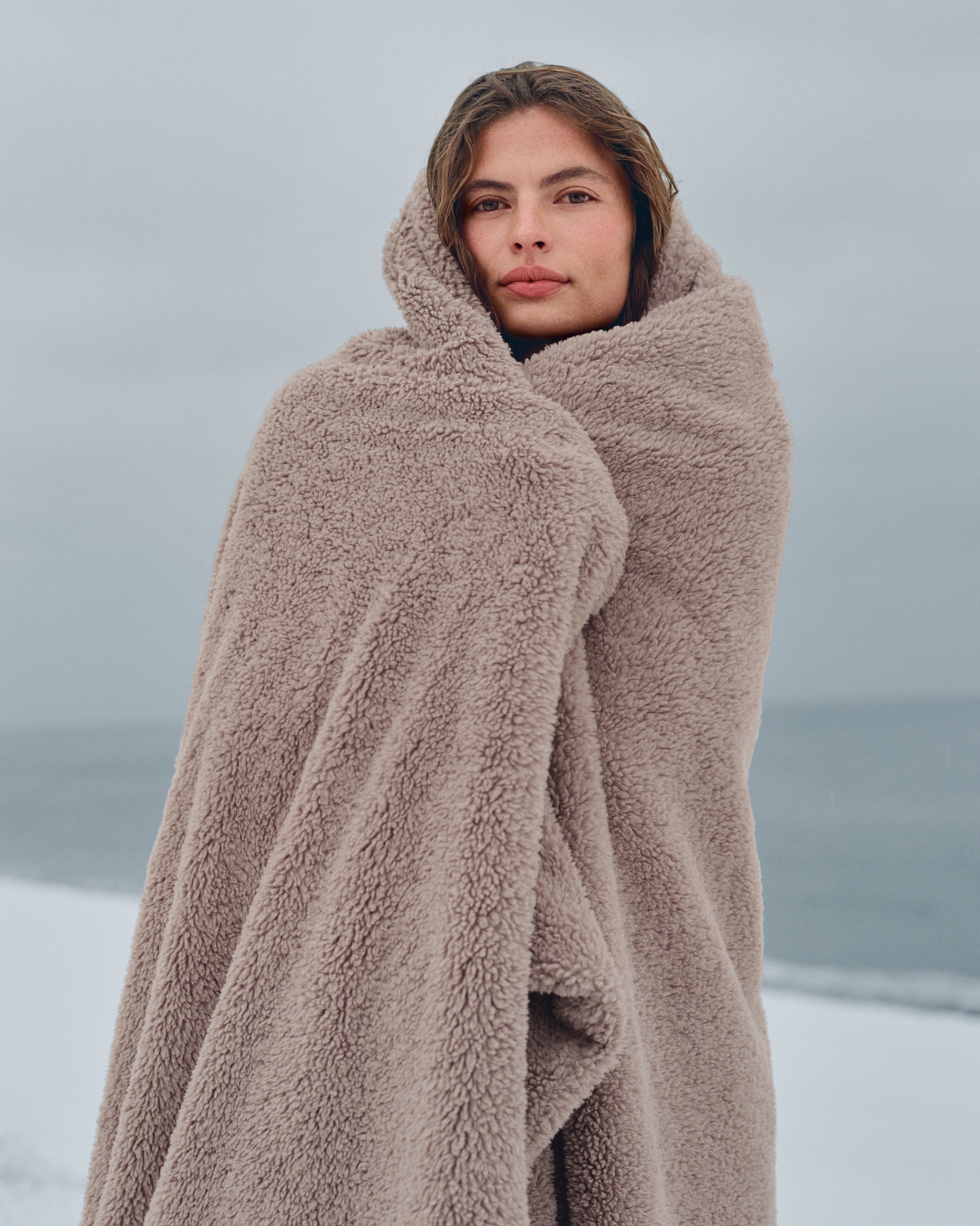 Faux Fur Throw Blanket - Warm Grey - Image 4