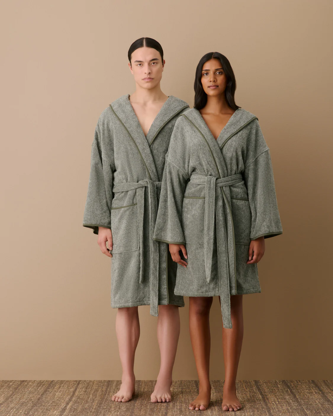 Robe - Lotus - Image 5